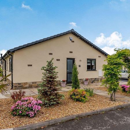 Willows Cottage بلاكبيرن المظهر الخارجي الصورة